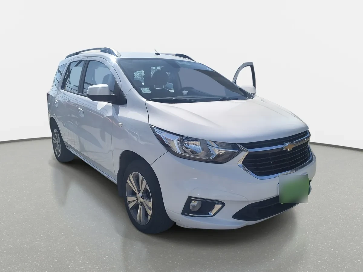 Chevrolet Spin 1.8 Premier 4x2 Mt 5p año 2022