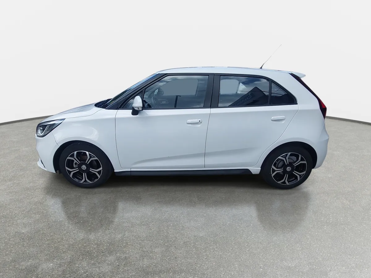MG Mg 3 1.5 Comfort 4x2 Hb At 5p año 2023