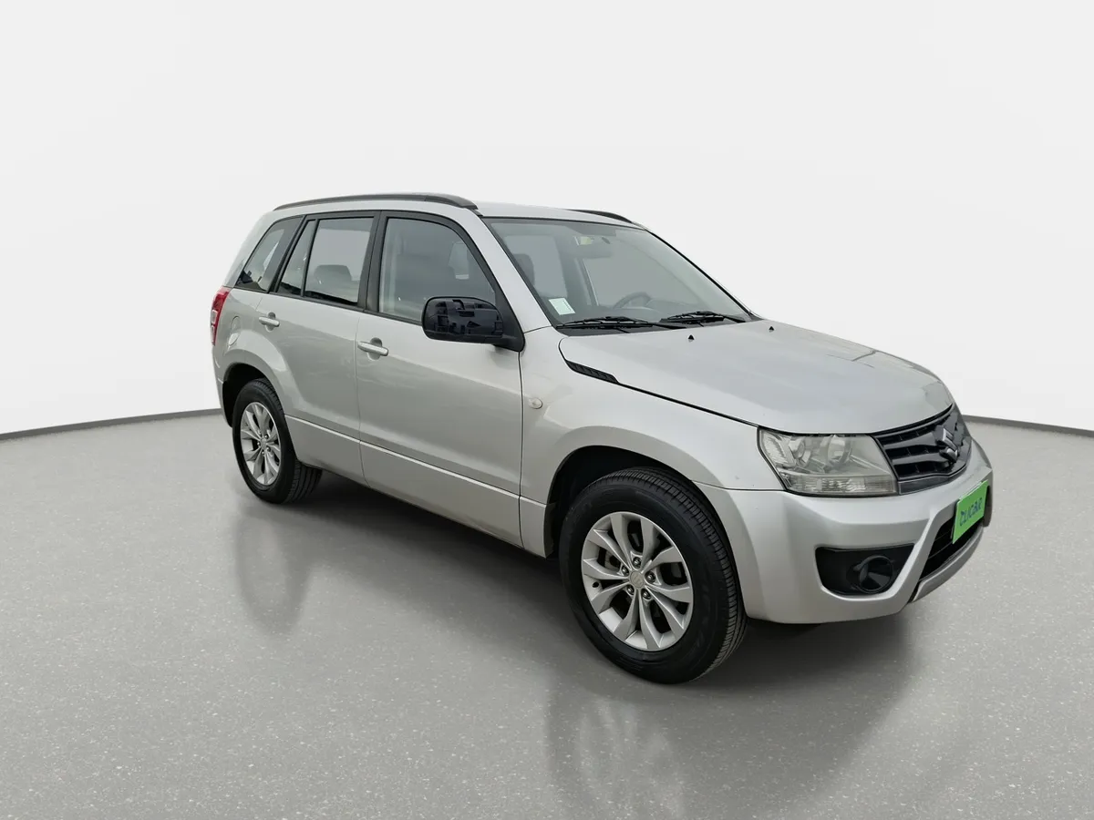 Suzuki Grand Nomade 2.4 Glx Se 2wd At 5p año 2019