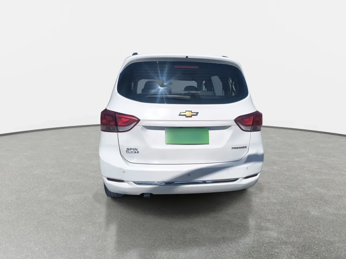 Chevrolet Spin 1.8 Premier 4x2 Mt 5p año 2022