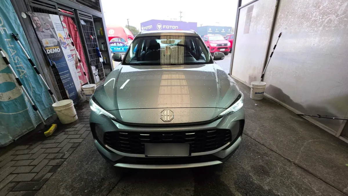 MG Mg Zs 1.5 Com 4x2 Cvt At 5p año 2026