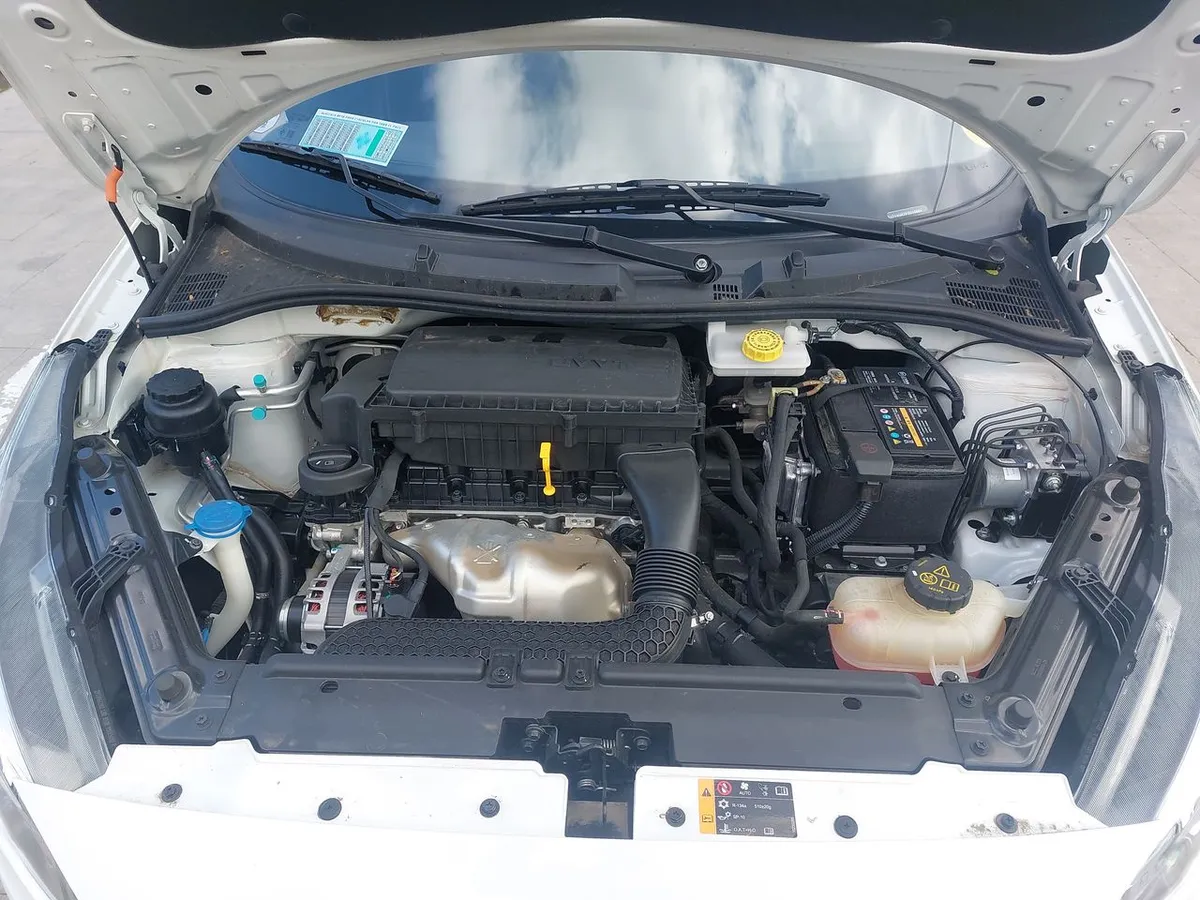 MG Mg 3 1.5 Comfort 4x2 Hb At 5p año 2023