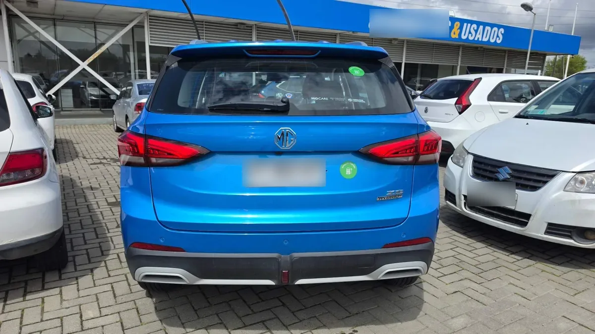 MG Mg Zs 1.5 Com Hybrid 4x2 At 5p año 2026