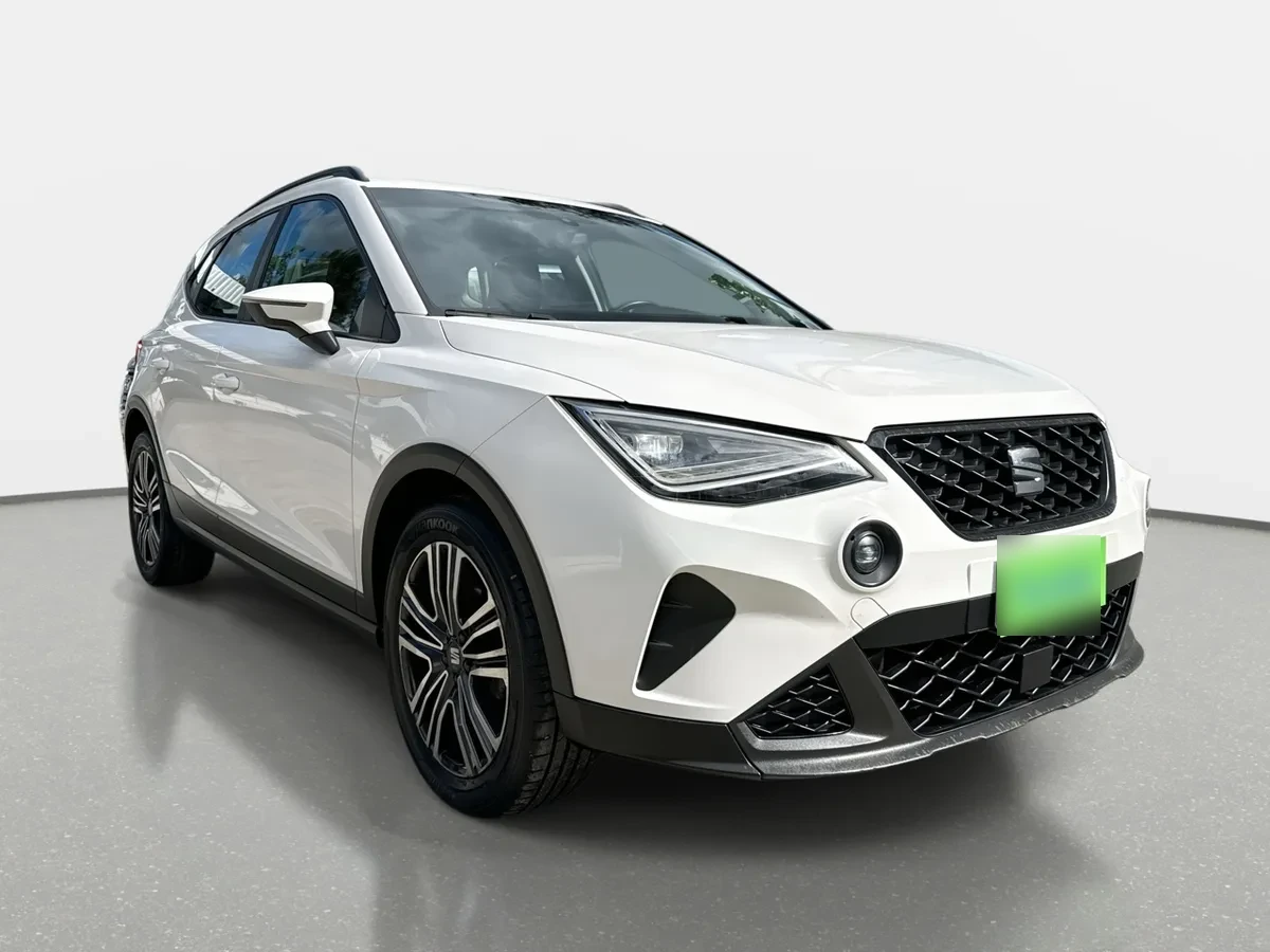 Seat Arona 1.0 Tsi Style 4x2 At 5p año 2023