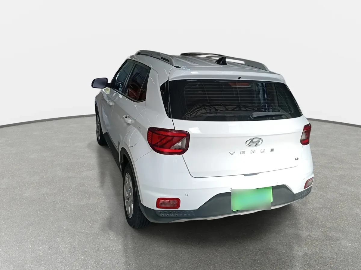 Hyundai Venue 1.6 Qx Value 4x2 Mt 5p año 2020