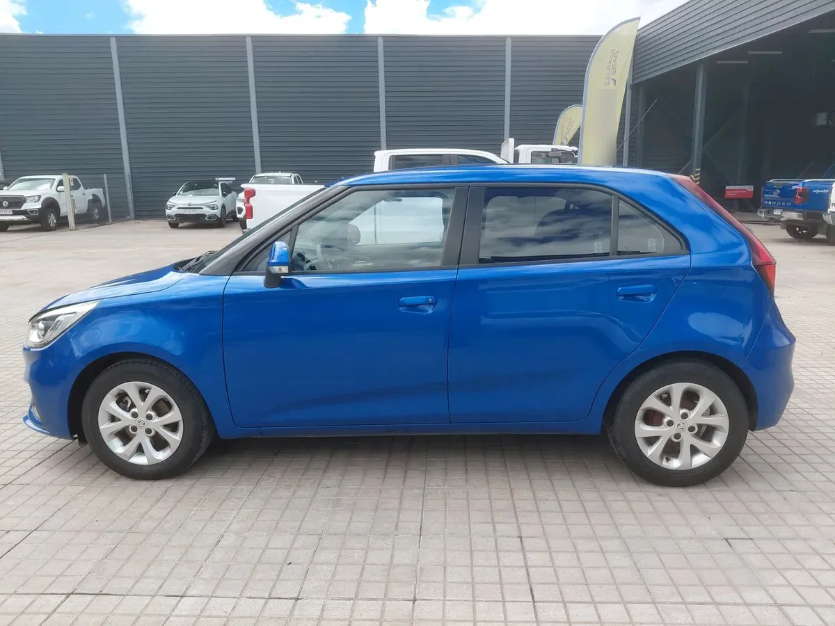 MG 3 1.5 Std 4x2 Hb Mt 5p año 2022