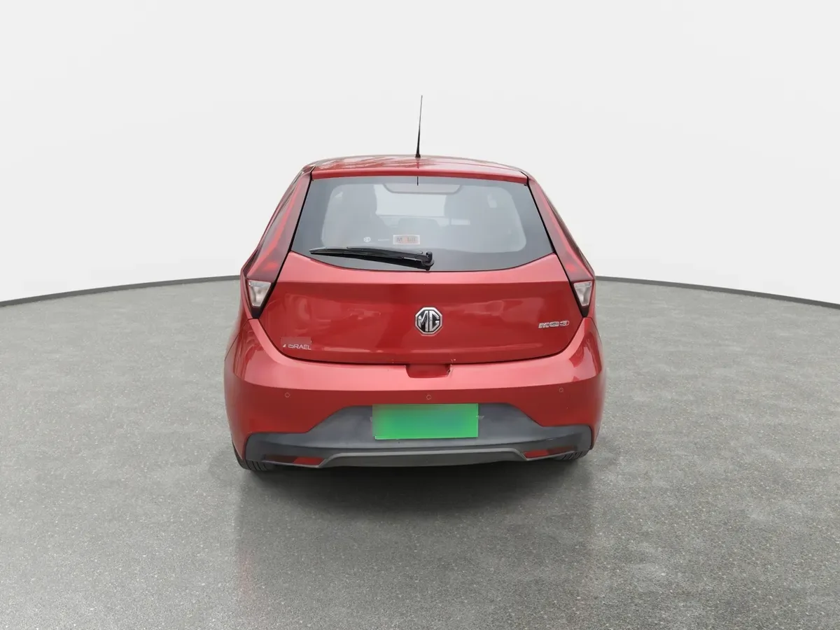 MG Mg 3 1.5 Std 4x2 Hb Mt 5p año 2022