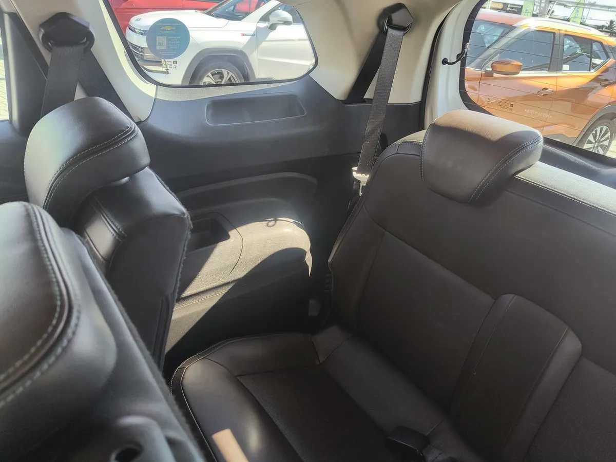 Chevrolet Spin 1.8 Premier 4x2 Mt 5p año 2022