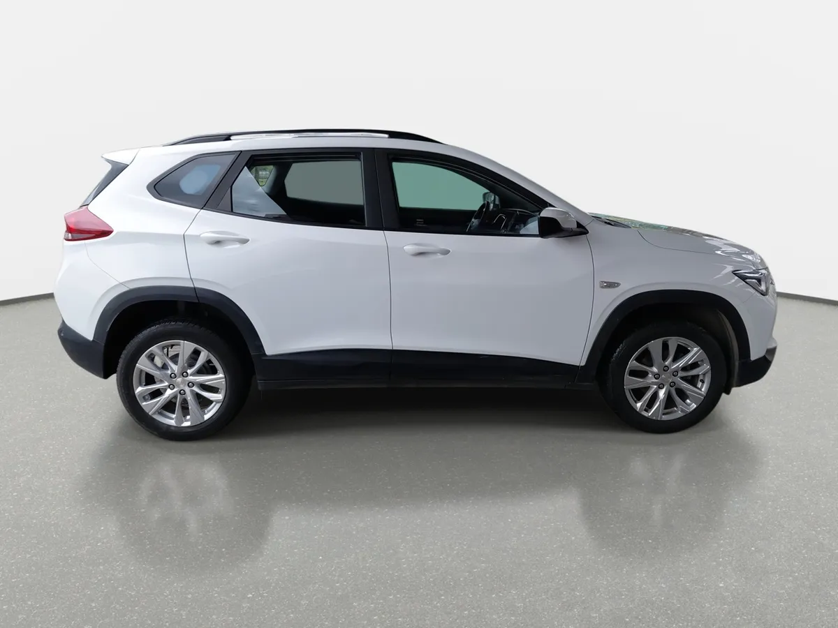 Chevrolet Tracker 1.2t Ltz Fwd Mt 5p año 2023