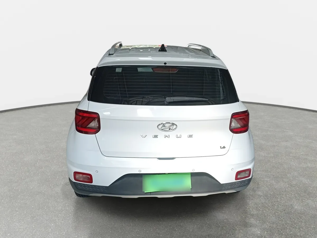 Hyundai Venue 1.6 Qx Value 4x2 Mt 5p año 2020
