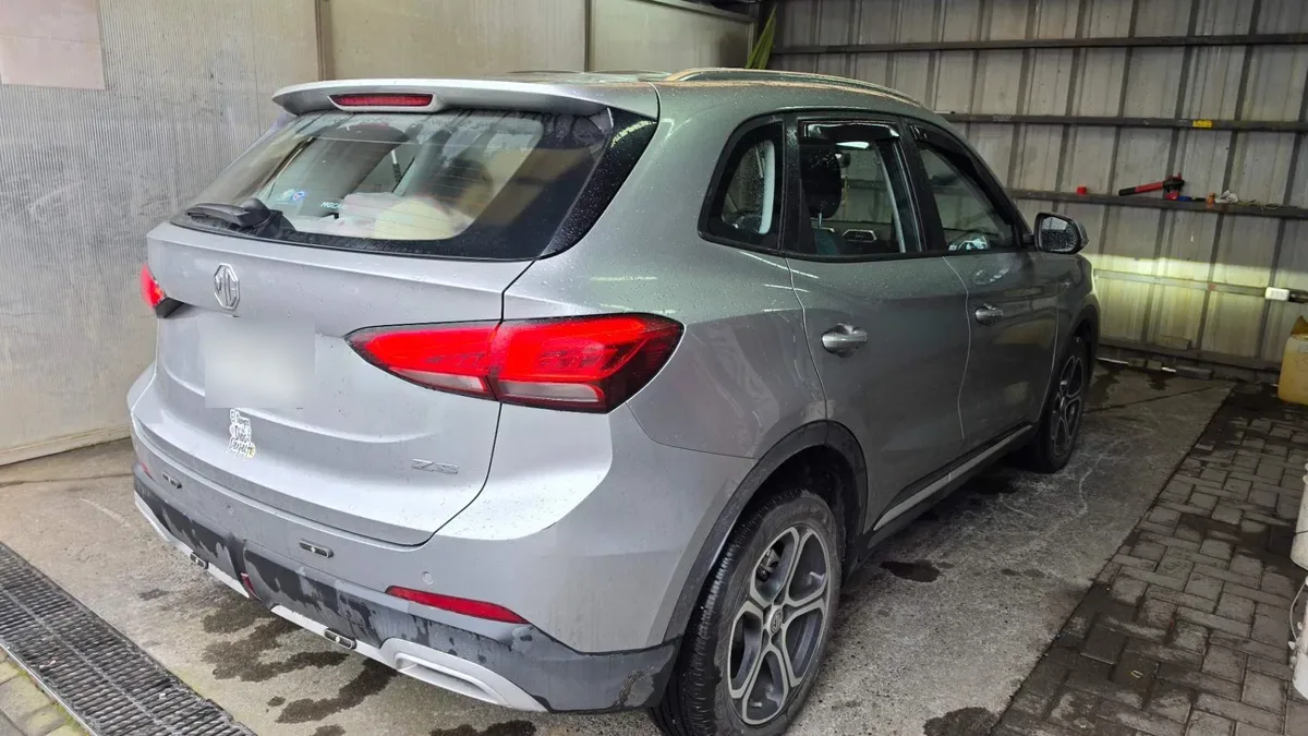 MG Mg Zs 1.5 Com 4x2 Cvt At 5p año 2026