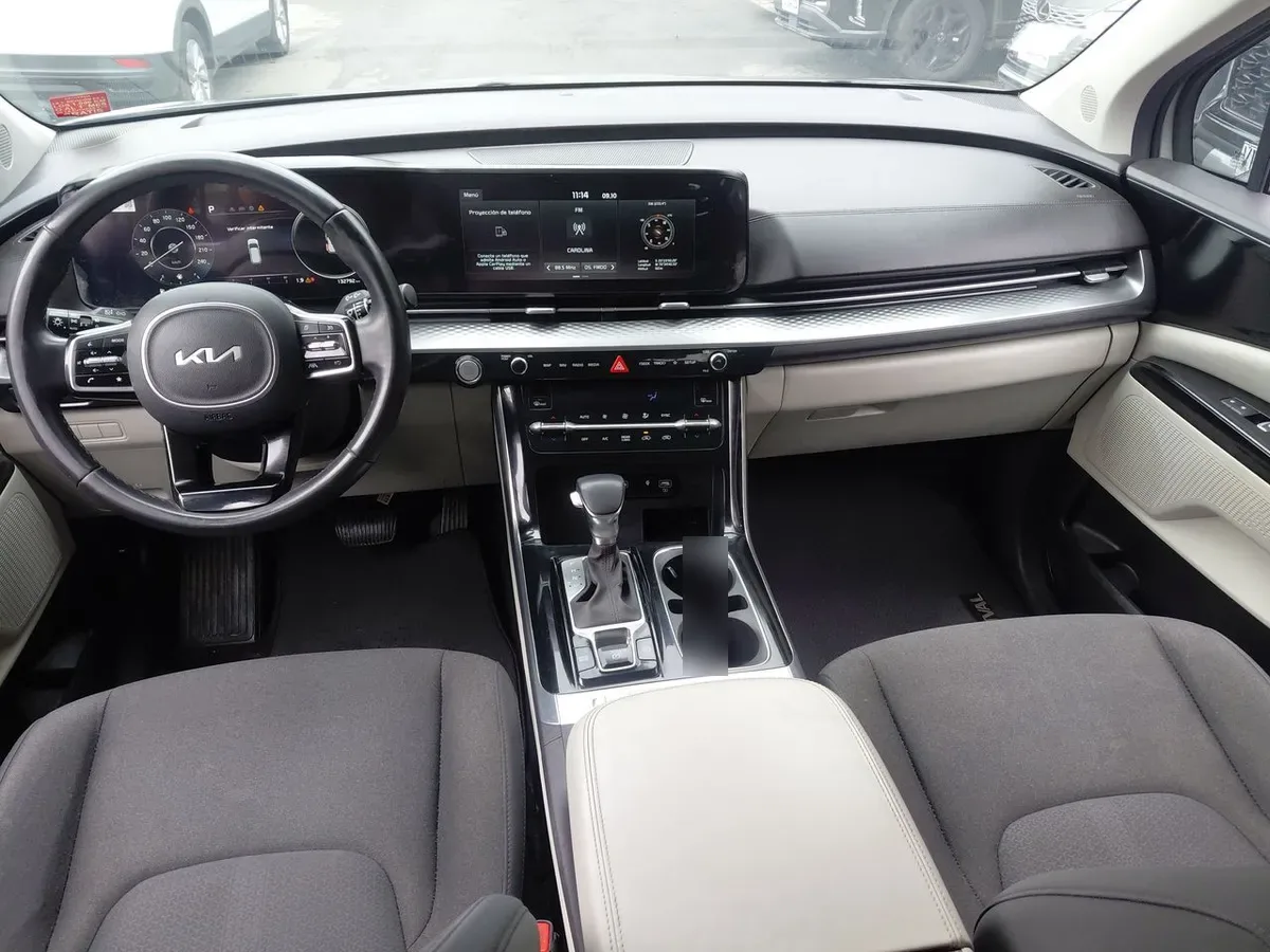 Kia Carnival 3.5 Ex 4x2 8at 5p año 2022