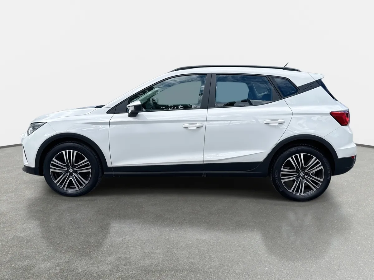 Seat Arona 1.0 Tsi Style 4x2 At 5p año 2023