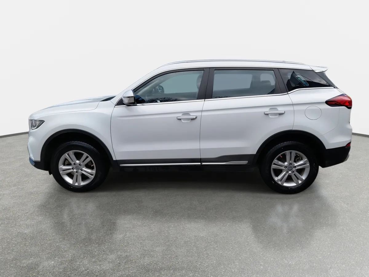 Geely Azkarra 1.5t Comfort 4x2 6at 5p año 2023