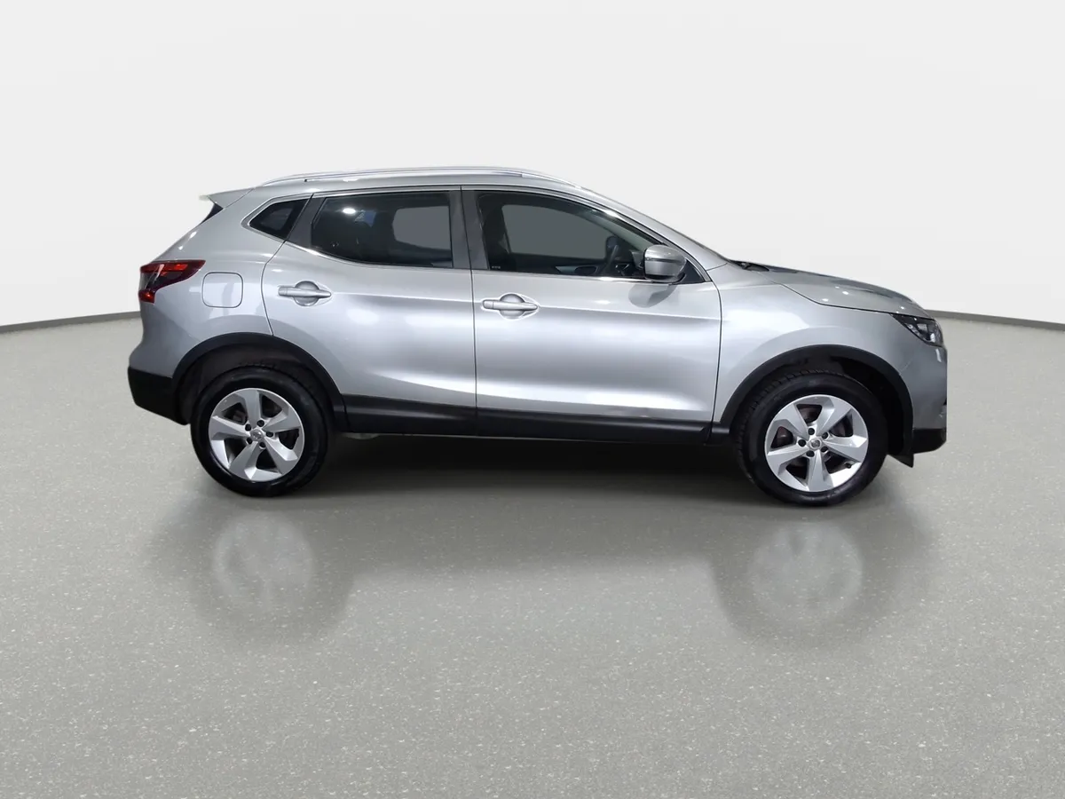Nissan Qashqai 2.0 Sense 4x2 Mt 5p año 2018
