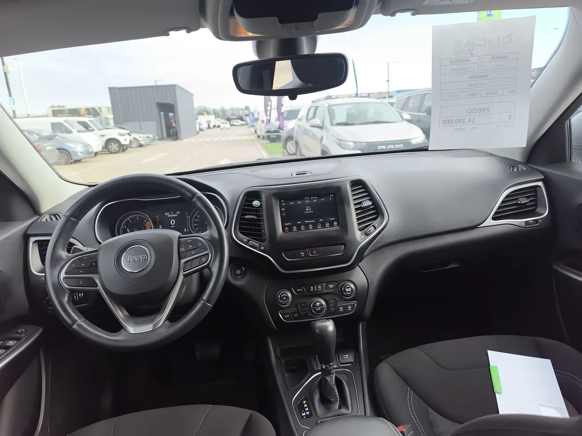 Jeep Cherokee 2.4 Longitude 4x2 At 5p año 2020