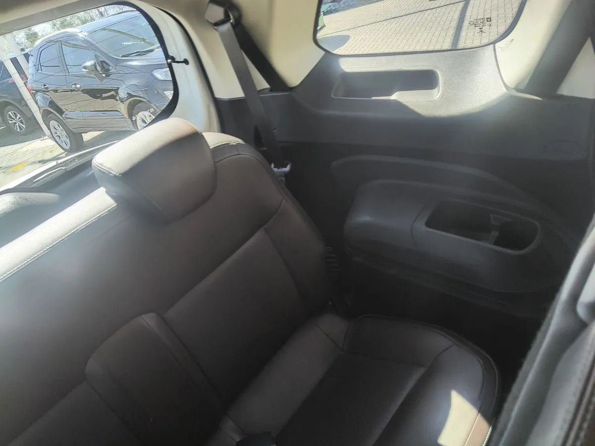 Chevrolet Spin 1.8 Premier 4x2 Mt 5p año 2022