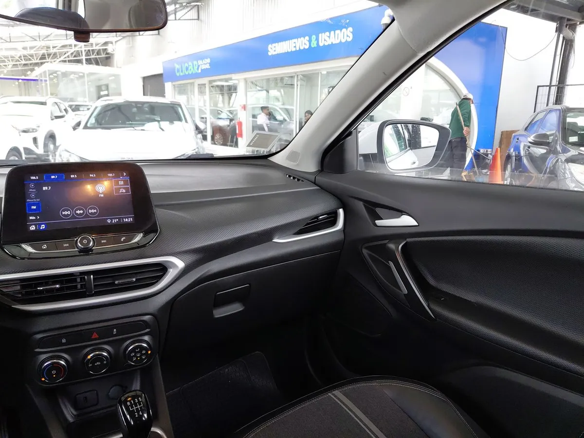 Chevrolet Tracker 1.2t Ltz Fwd Mt 5p año 2023
