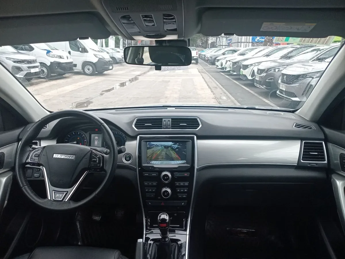Haval H2 1.5 Elite 4x2 Mt 5p año 2021