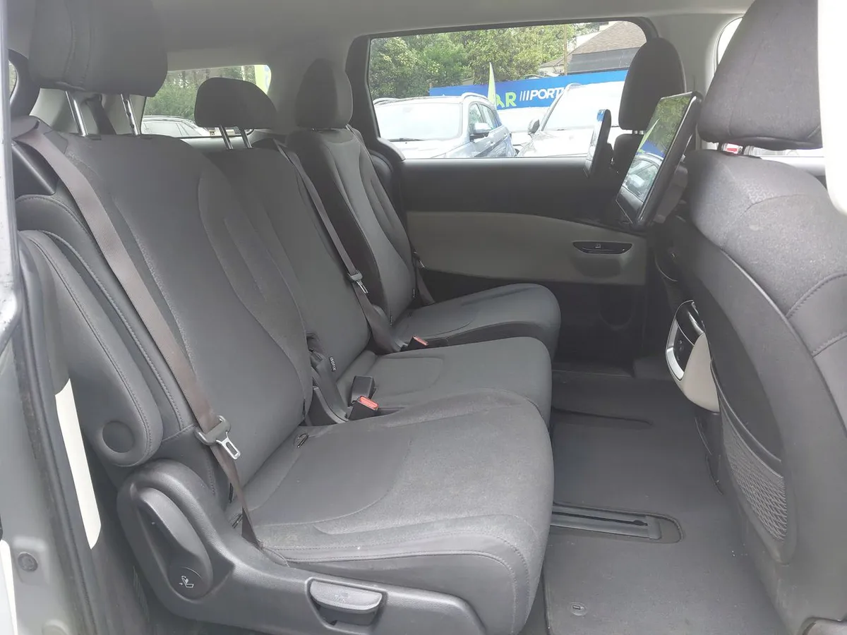 Kia Carnival 3.5 Ex 4x2 8at 5p año 2022