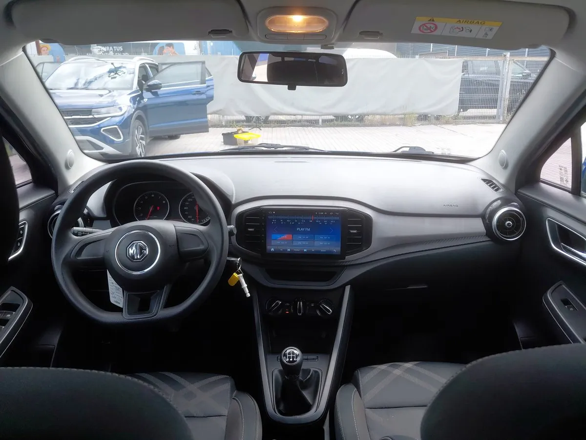 MG 3 1.5 Std 4x2 Hb Mt 5p año 2022