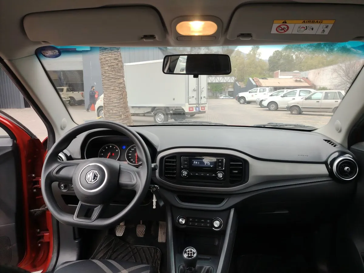 MG Mg 3 1.5 Std 4x2 Hb Mt 5p año 2022