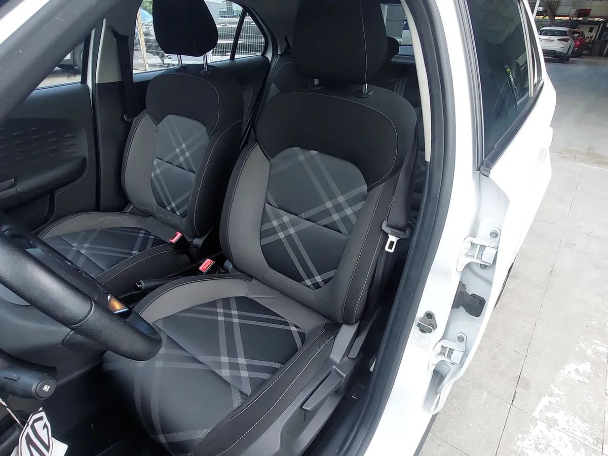 MG Mg 3 1.5 Comfort 4x2 Hb At 5p año 2023