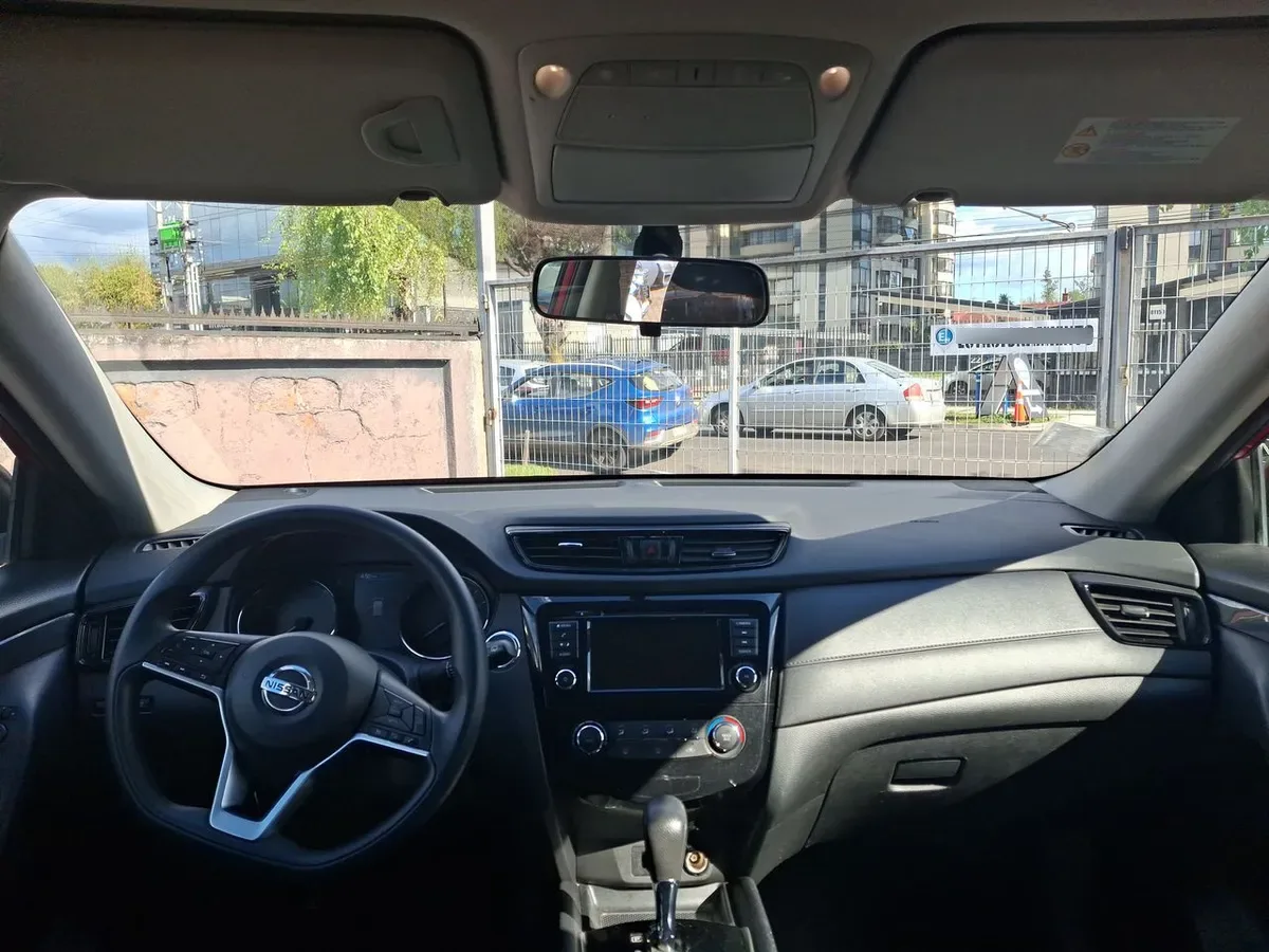 Nissan X-Trail 2.5 Sense Mc 4x2 Cvt At 5p año 2022