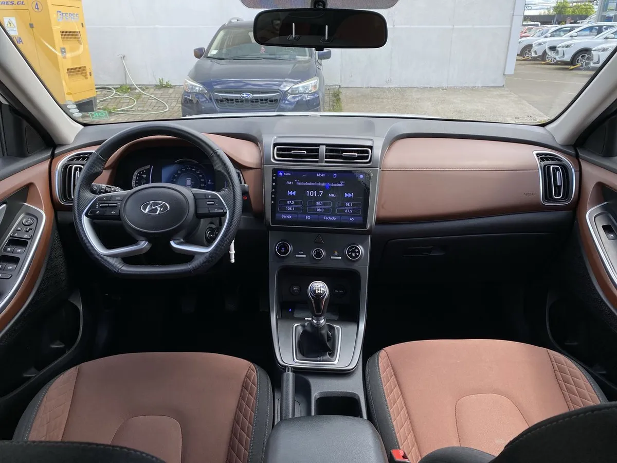 Hyundai Creta Grand 2.0 Plus Su2i 4x2 Mt 5p año 2025