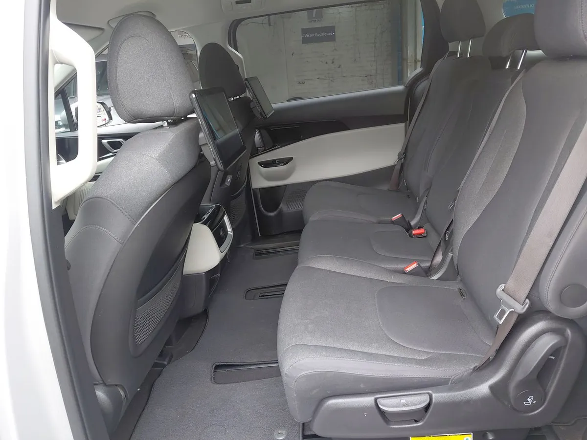 Kia Carnival 3.5 Ex 4x2 8at 5p año 2022