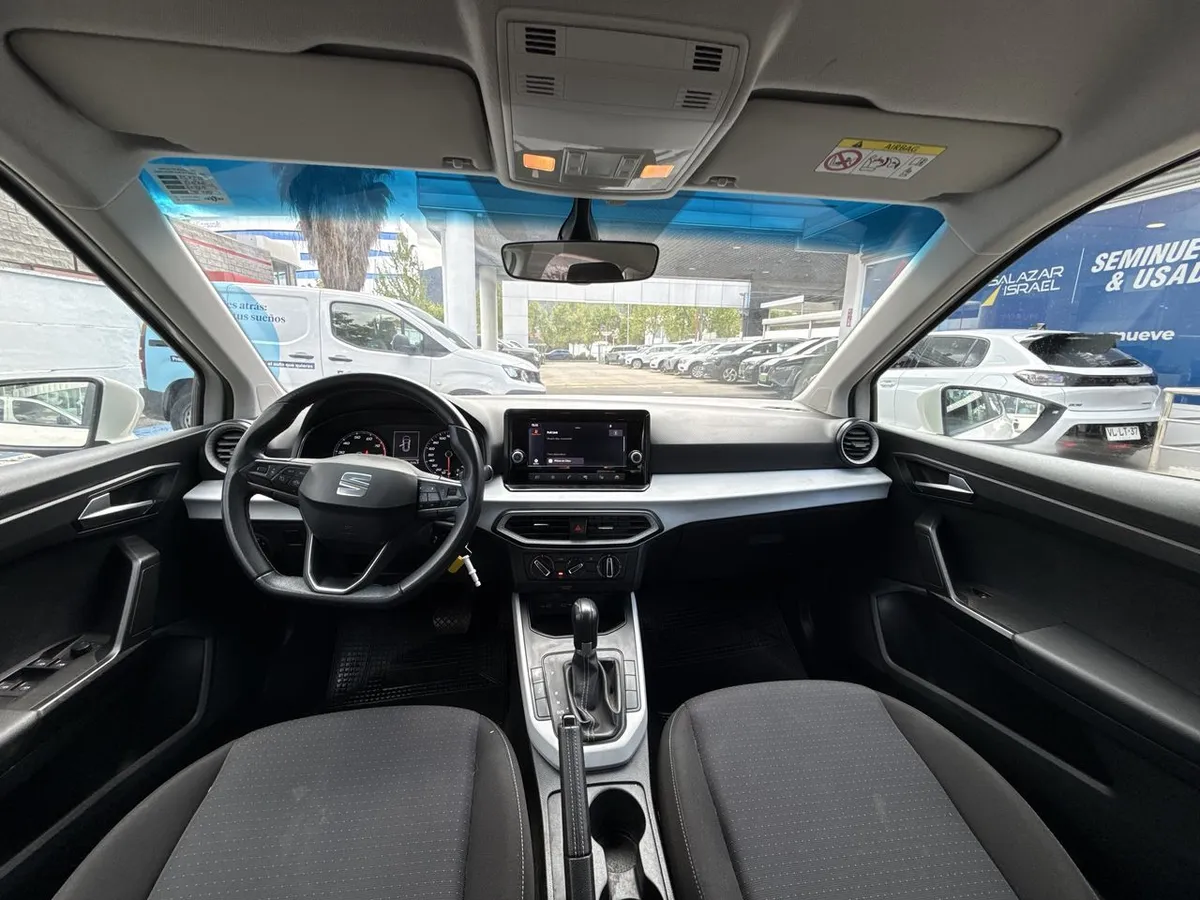 Seat Arona 1.0 Tsi Style 4x2 At 5p año 2023