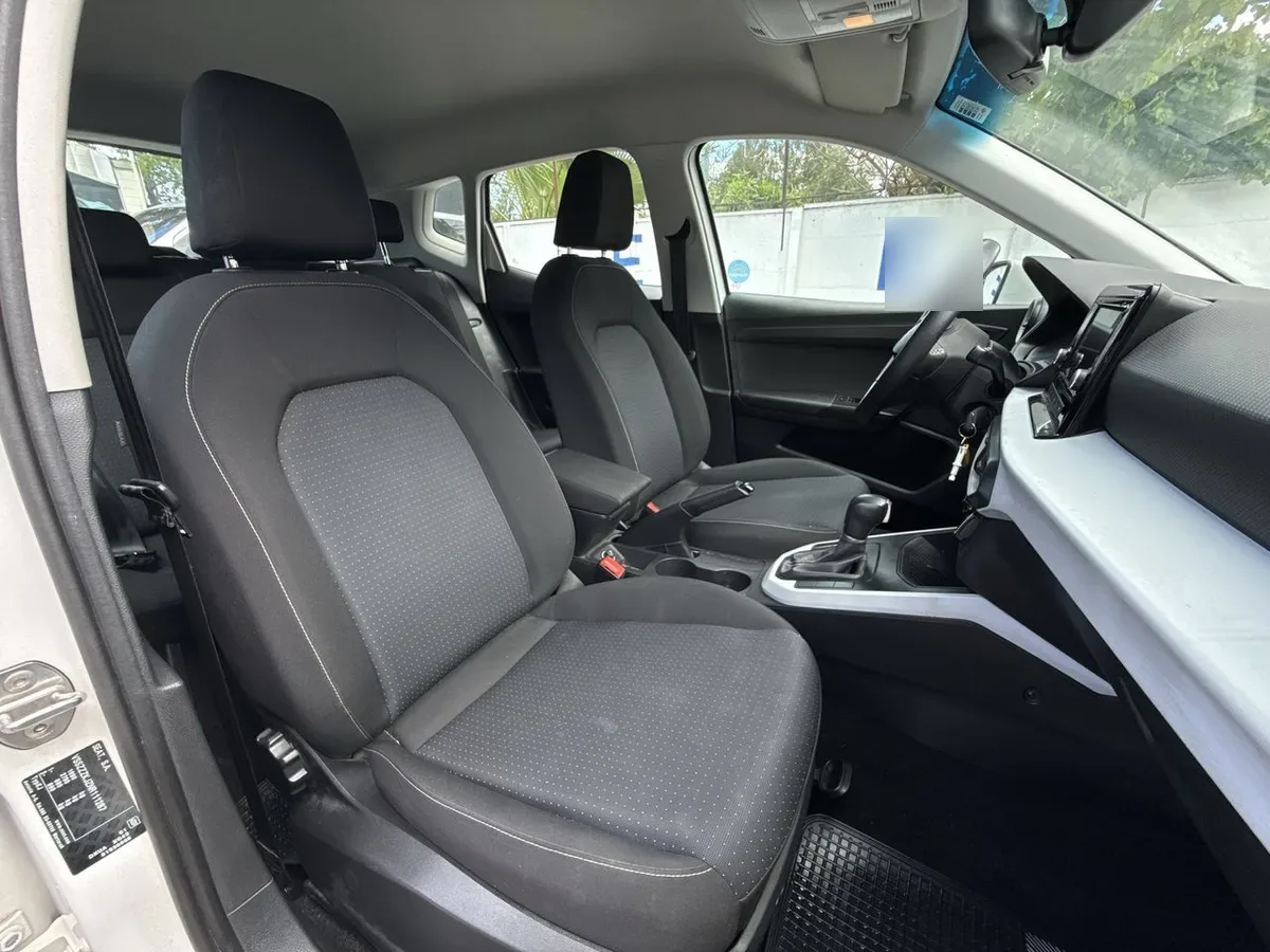 Seat Arona 1.0 Tsi Style 4x2 At 5p año 2023