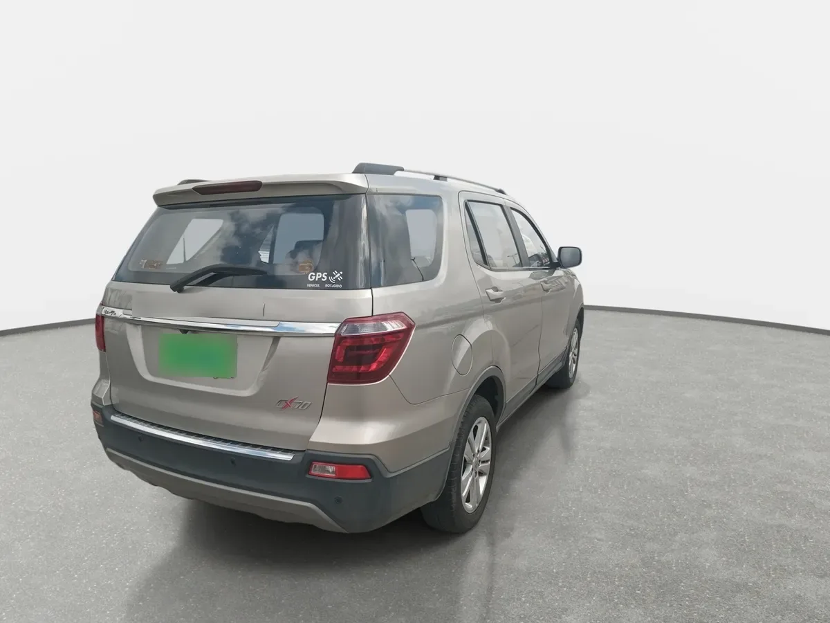 Changan Cx70 1.6 Comfort 4x2 Mt 5p año 2020