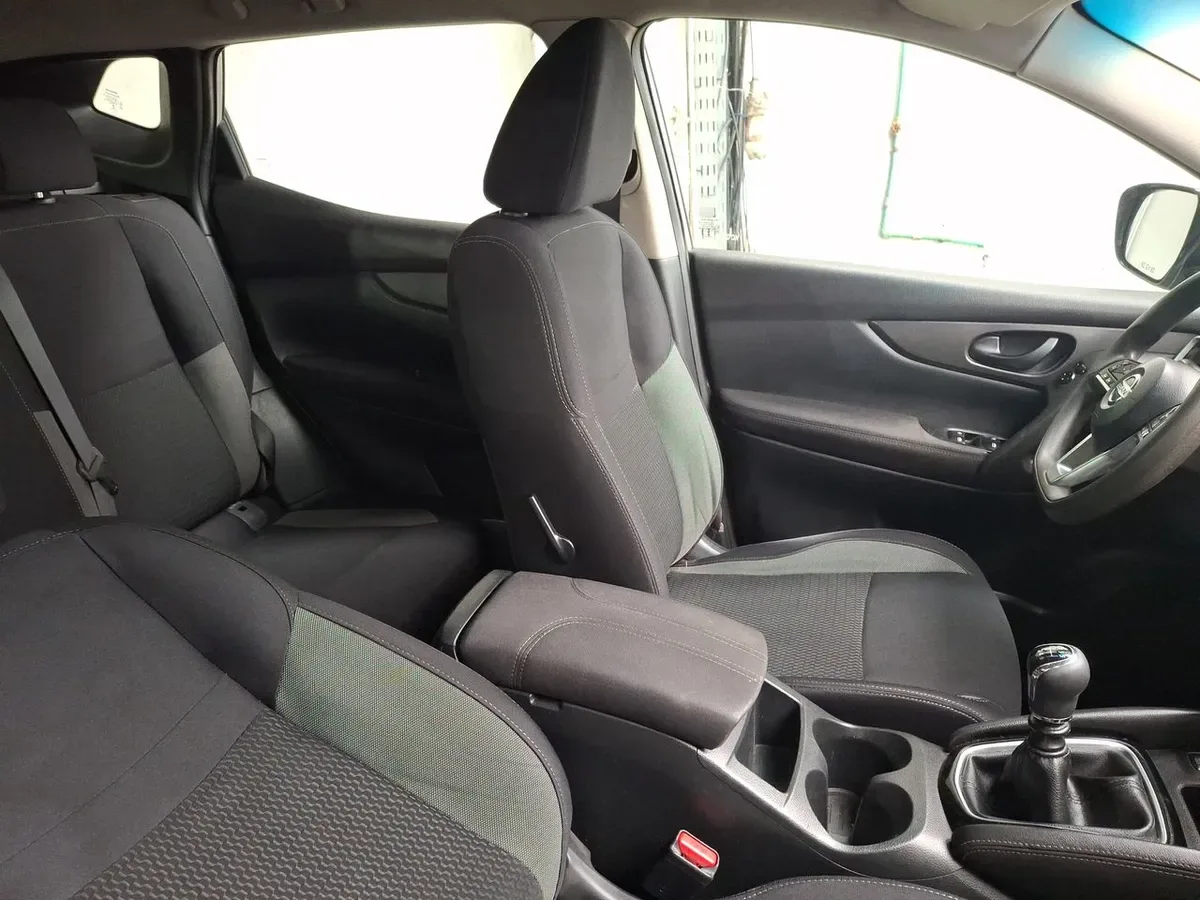 Nissan Qashqai 2.0 Sense 4x2 Mt 5p año 2018