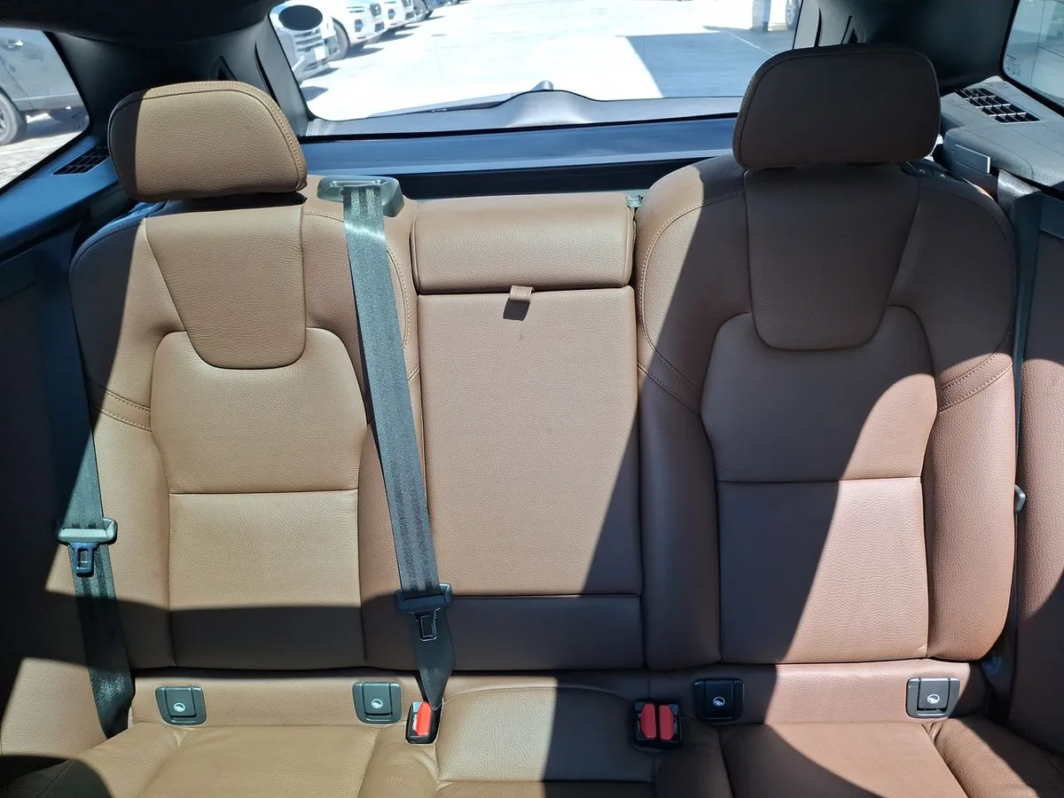 Volvo Xc60 2.0 T8 Recharge Plus Hybrid Awd At 5p año 2026