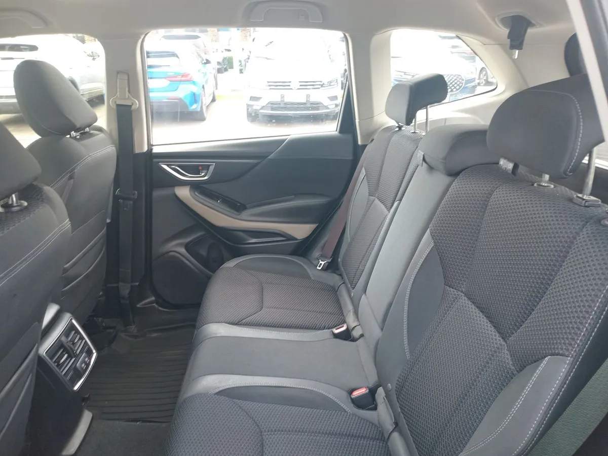 Subaru Forester 2.5i Dynamic Eyesight Awd At 5p año 2023