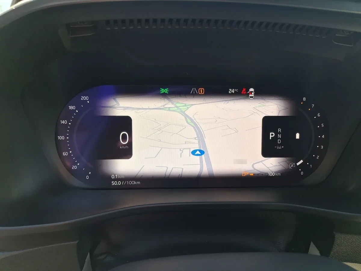 Volvo Xc40 2.0 B4 Plus Hibrido Fwd 4x2 At 5p año 2025