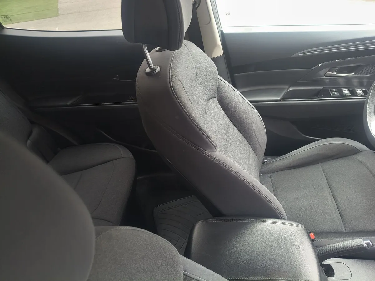 Ssangyong Korando 1.5 Lx Cg100 4x2 Mt 5p año 2021
