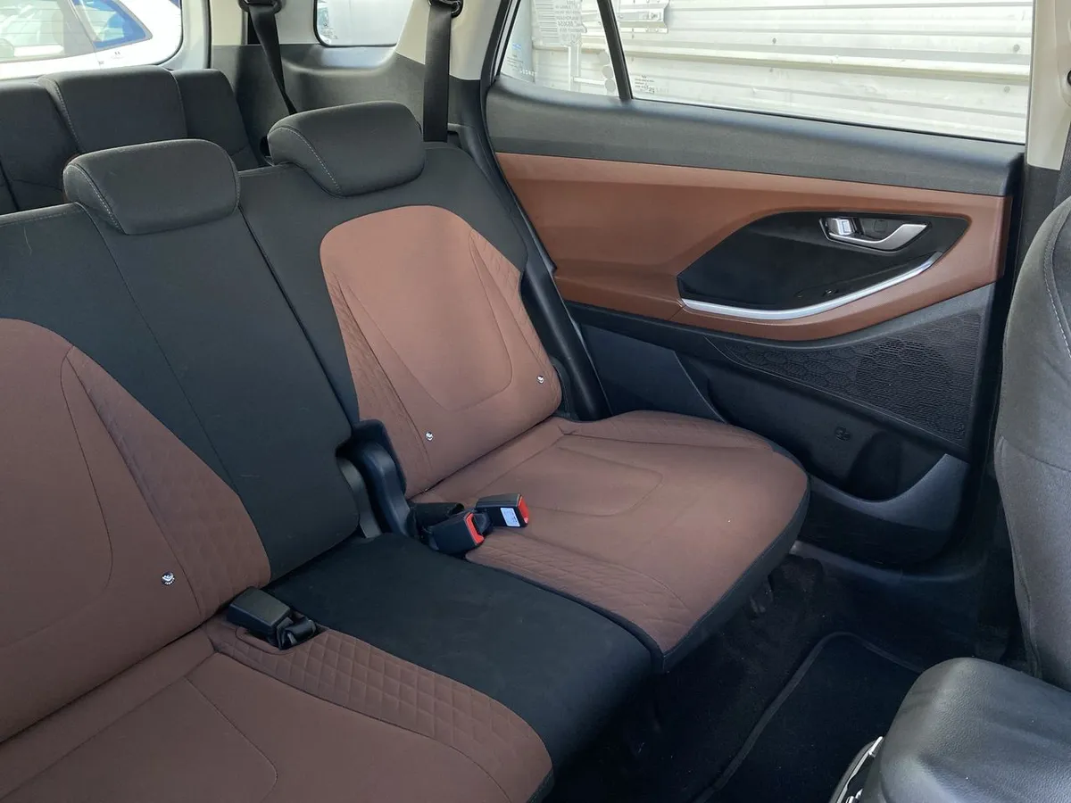 Hyundai Creta Grand 2.0 Plus Su2i 4x2 Mt 5p año 2025
