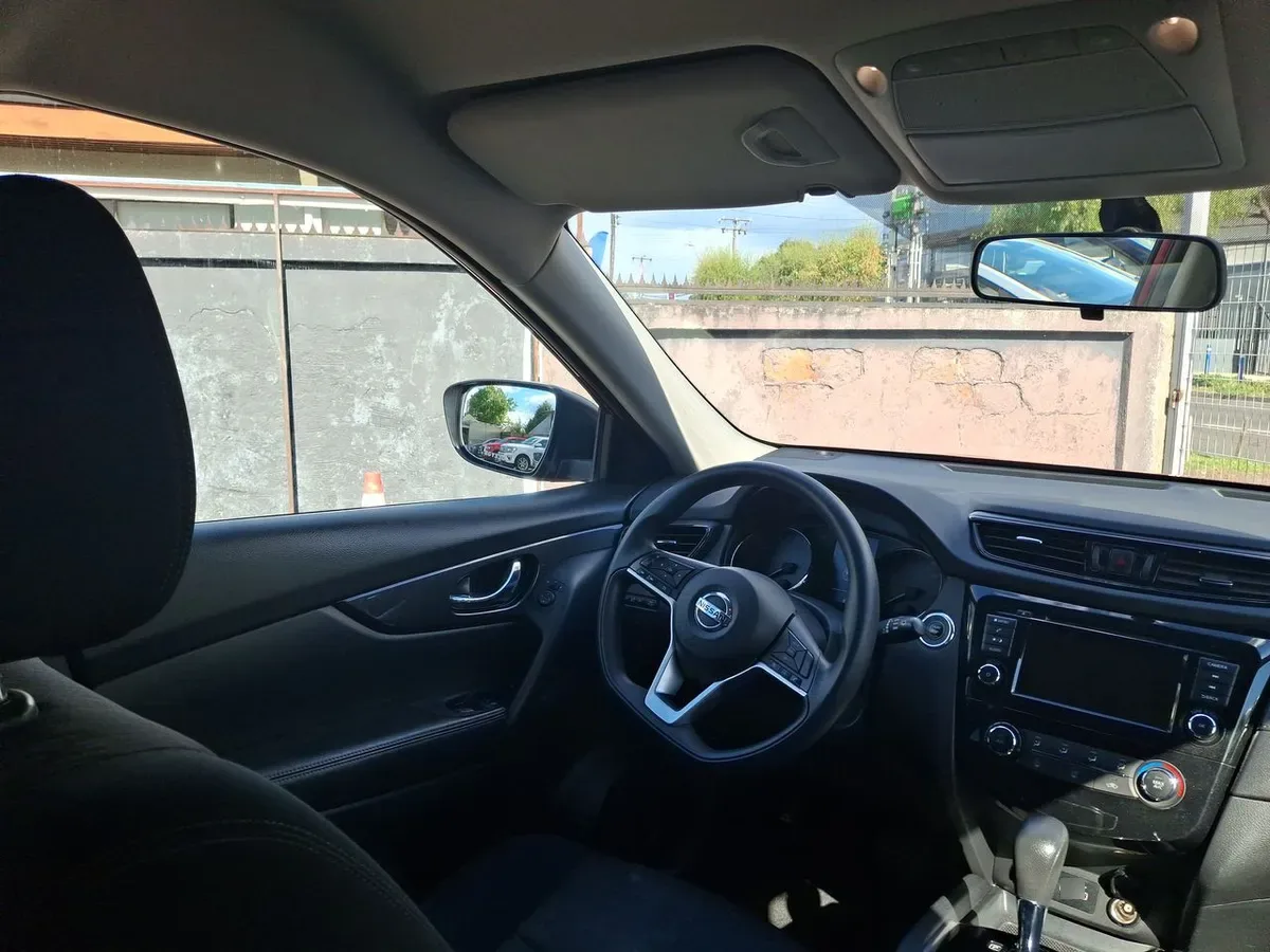 Nissan X-Trail 2.5 Sense Mc 4x2 Cvt At 5p año 2022
