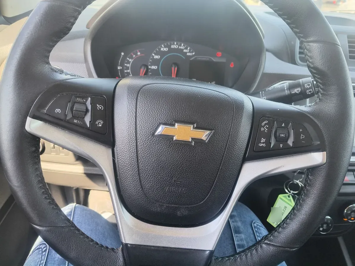 Chevrolet Spin 1.8 Premier 4x2 Mt 5p año 2022