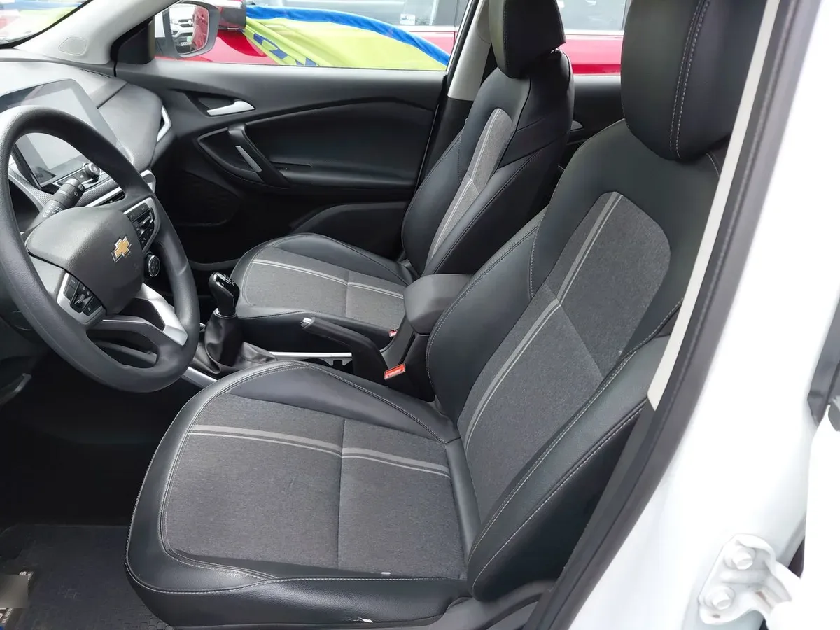 Chevrolet Tracker 1.2t Ltz Fwd Mt 5p año 2023