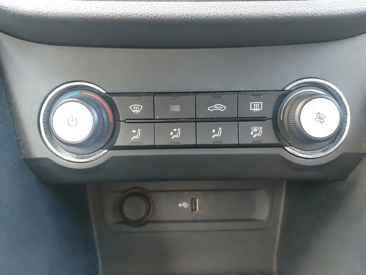 MG Mg 3 1.5 Comfort 4x2 Hb At 5p año 2023