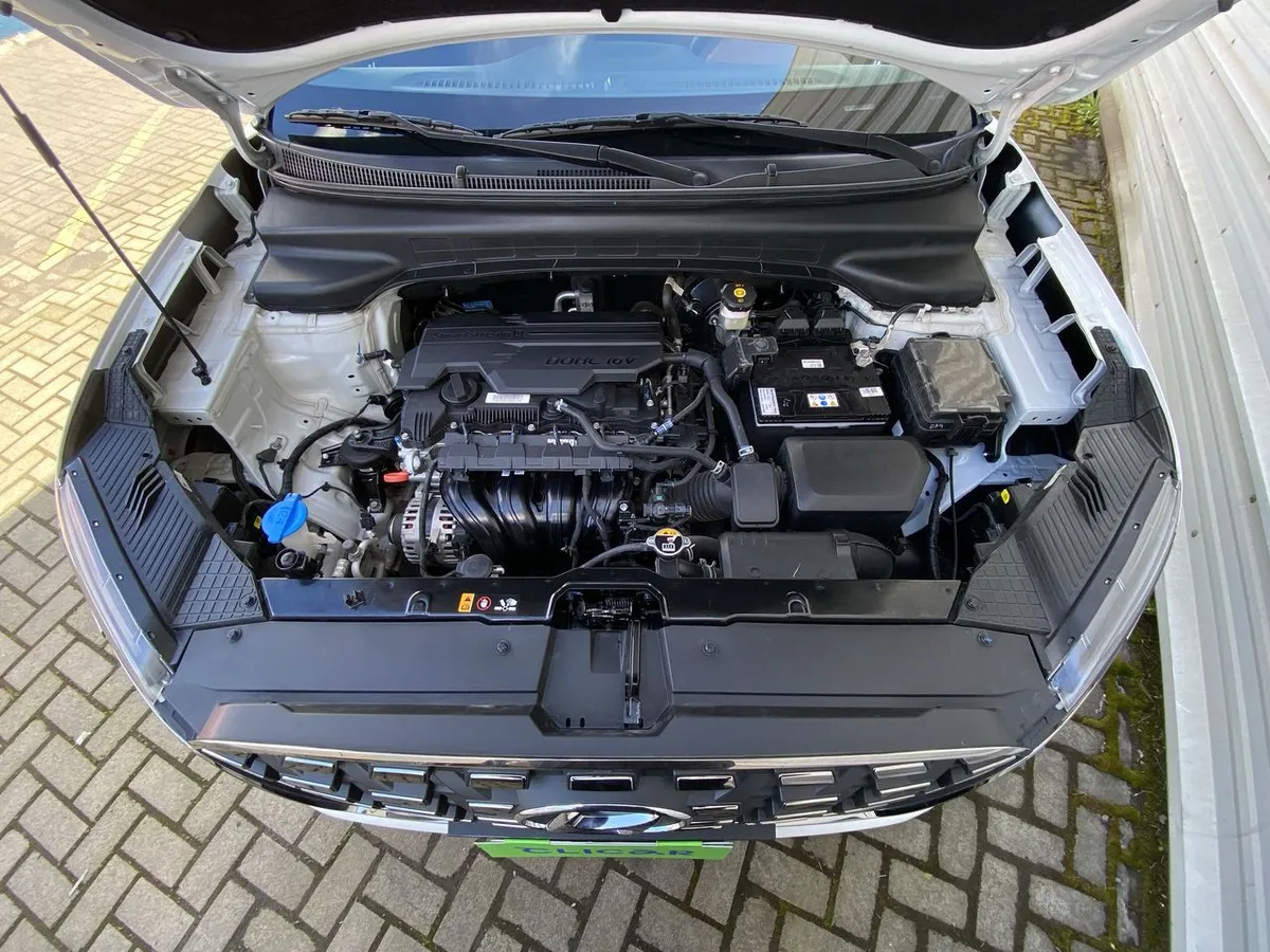 Hyundai Creta Grand 2.0 Plus Su2i 4x2 Mt 5p año 2025