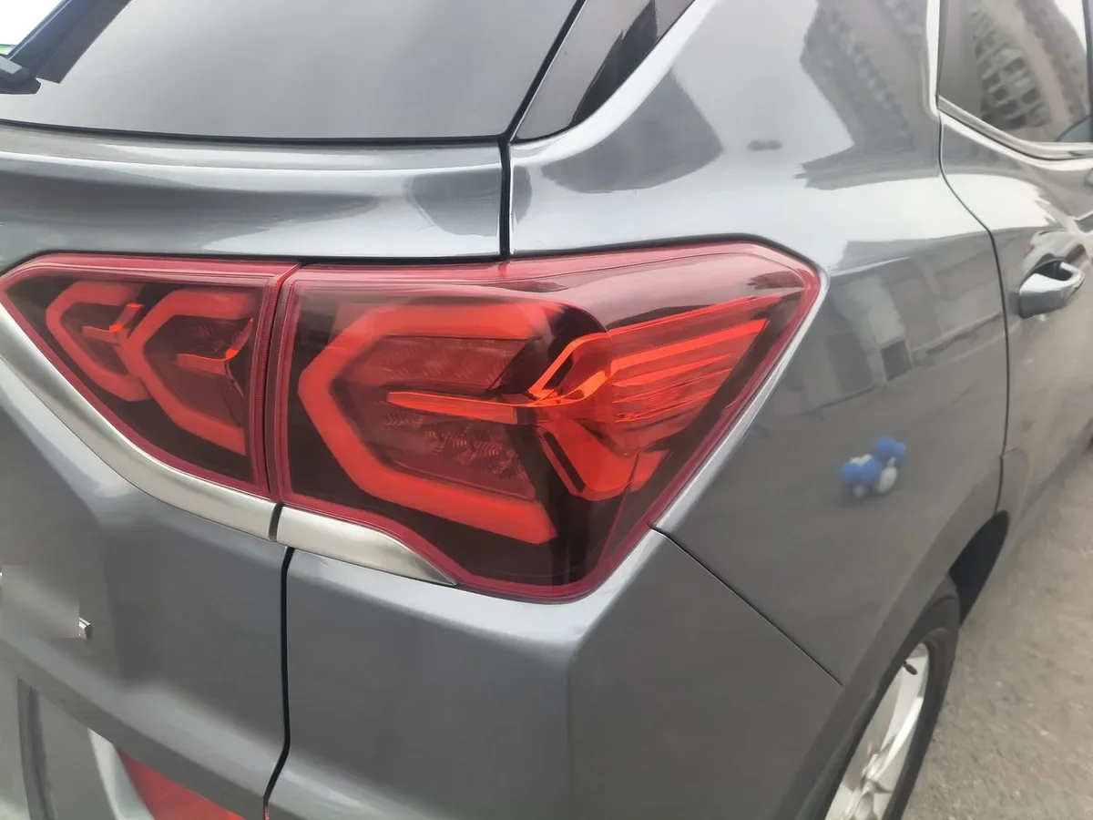 Ssangyong Korando 1.5 Lx Cg100 4x2 Mt 5p año 2021