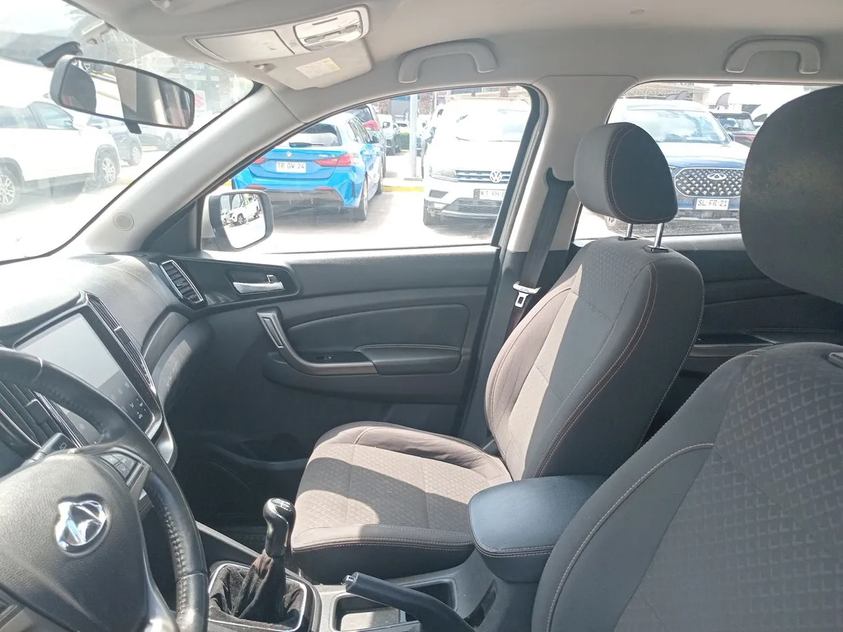 Changan Cx70 1.6 Comfort 4x2 Mt 5p año 2020