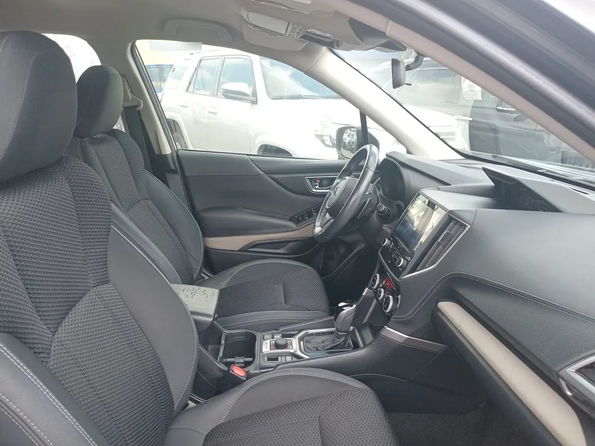Subaru Forester 2.5i Dynamic Eyesight Awd At 5p año 2023