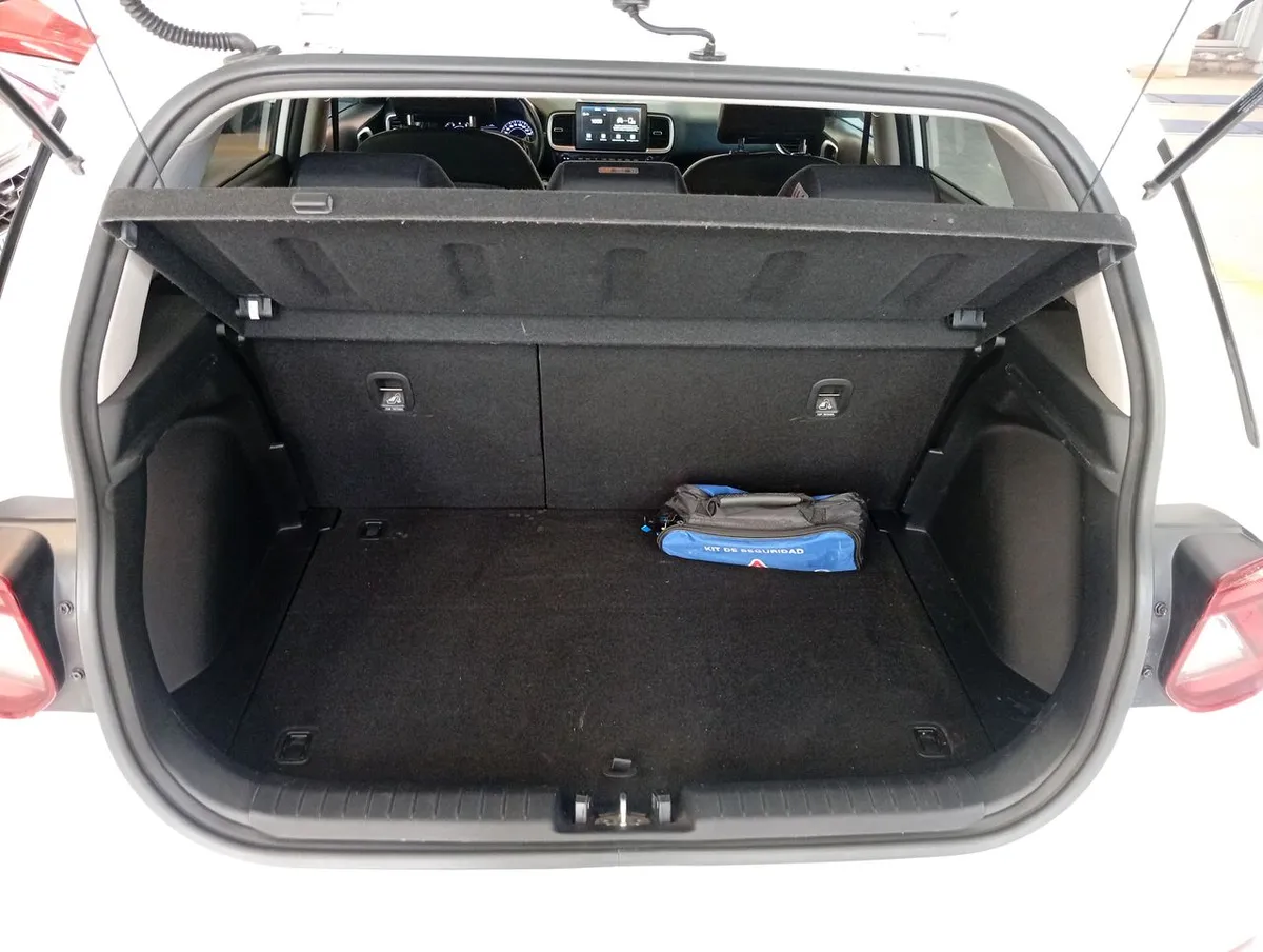 Hyundai Venue 1.6 Qx Value 4x2 Mt 5p año 2020
