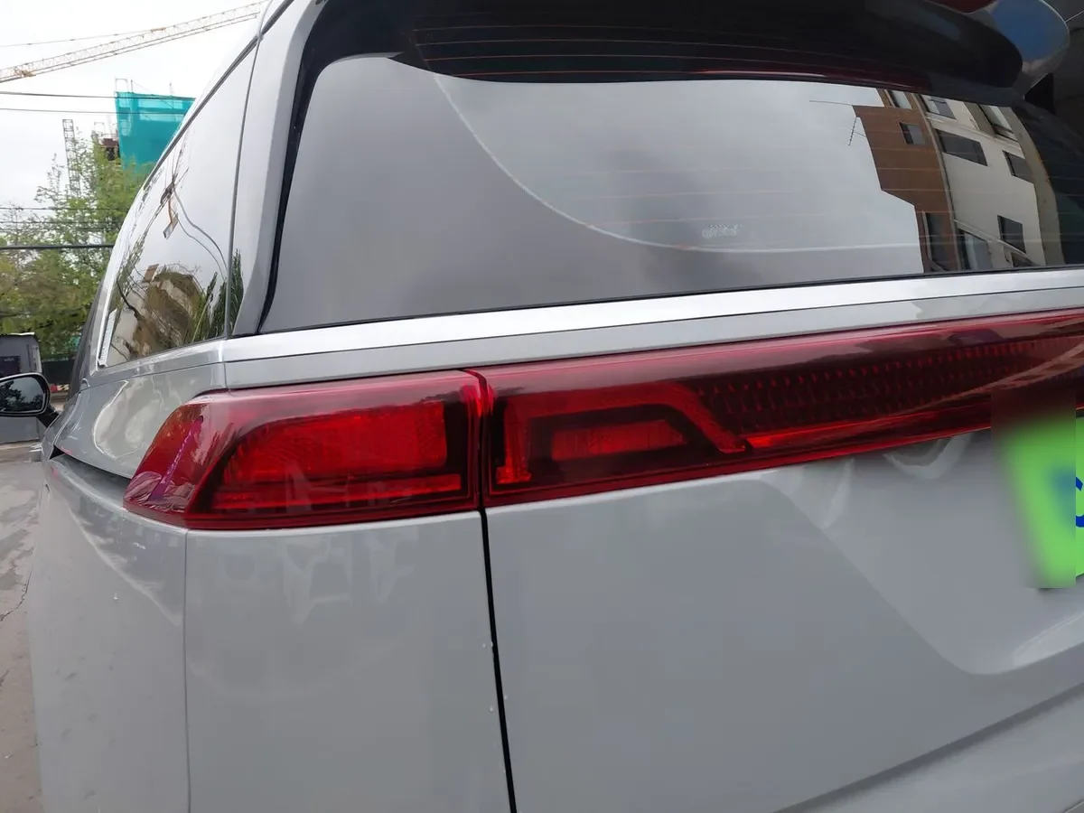Kia Carnival 3.5 Ex 4x2 8at 5p año 2022