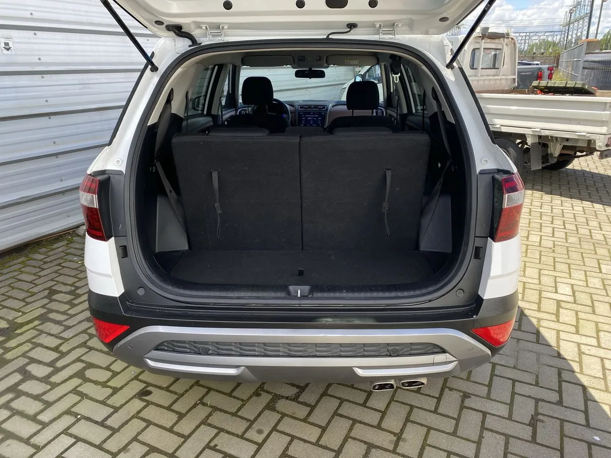 Hyundai Creta Grand 2.0 Plus Su2i 4x2 Mt 5p año 2025